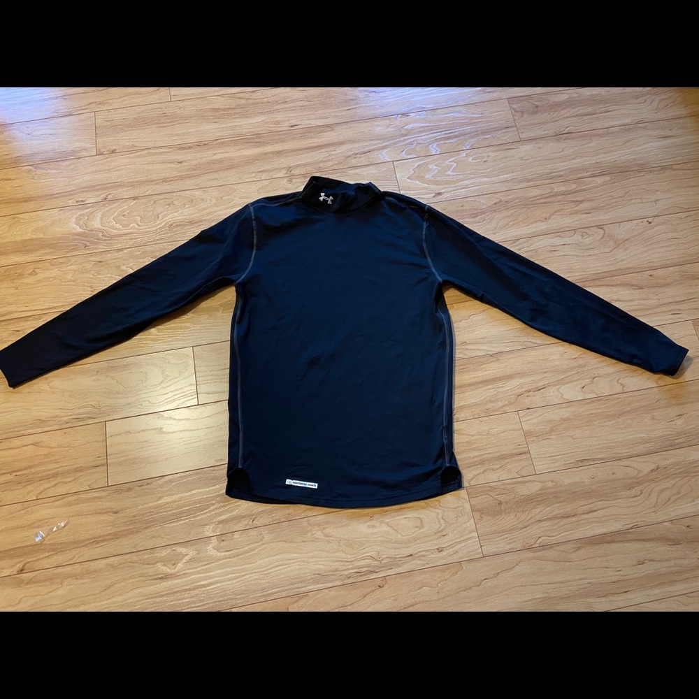 Under Armour Cold Gear Mock Long Sleeve- M